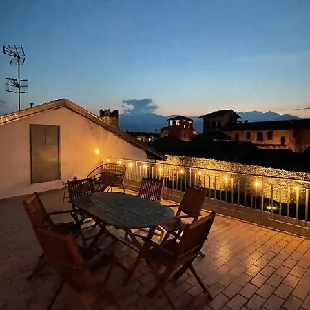 La Terrazza Sul Ricetto Guest Apartamento *