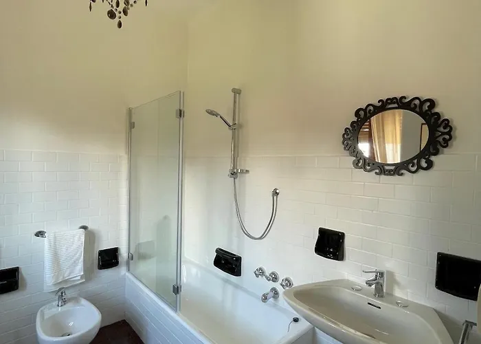 Apartamento La Terrazza Sul Ricetto Guest *